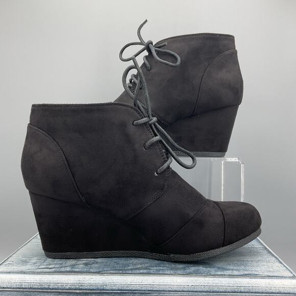 NEW Dream Pairs Women's Wedge Heel Booties Black Suede Size 8.5 - Picture 1 of 9